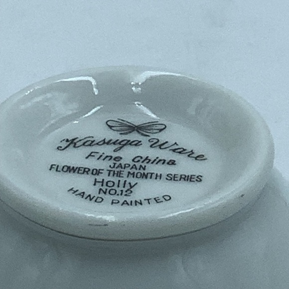 Kasuga Ware Japan Hand Painted Fine China Holly Teacup and Saucer - Picture 8 of 8